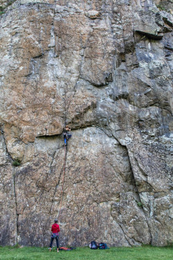 Frauenklettern gemeinsam am Fels